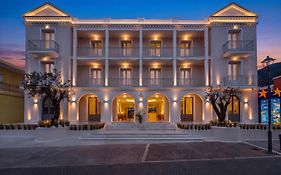 Royal Nidri Suites